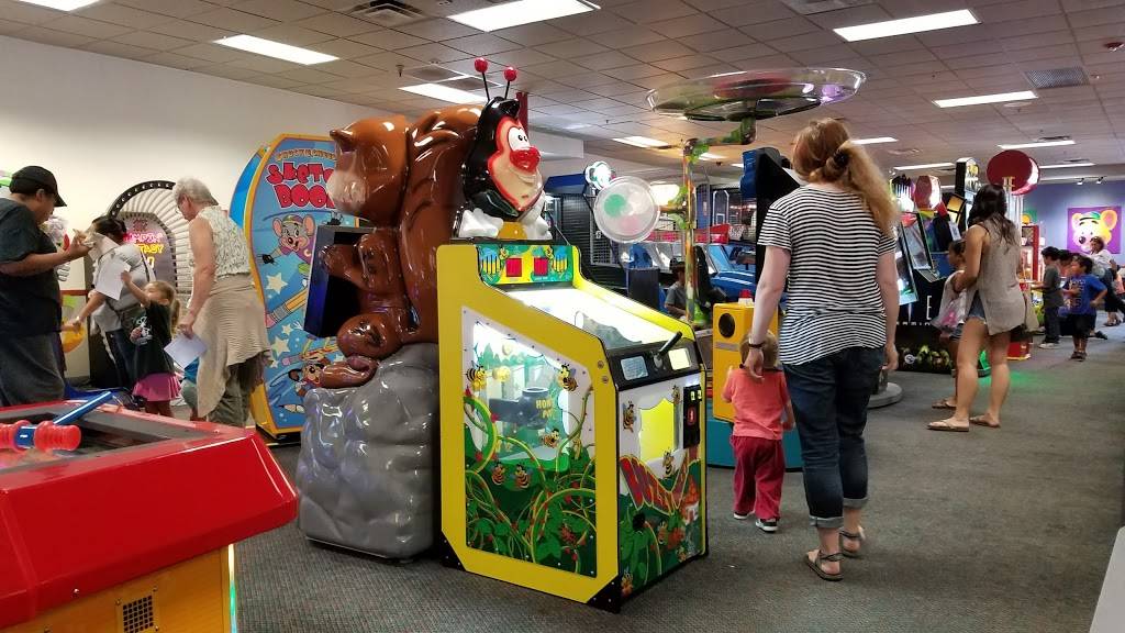 Chuck E. Cheeses | restaurant | 2821 Pacific Coast Hwy, Torrance, CA 90505, USA | 3103268470 OR +1 310-326-8470