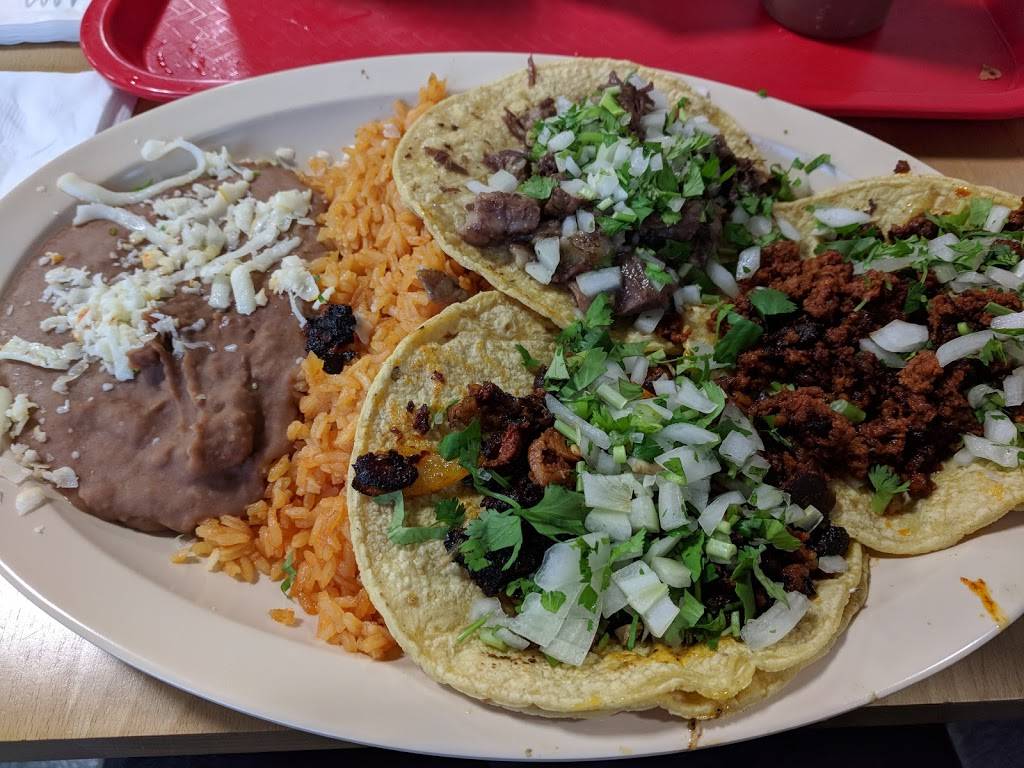 Simon Tacos | restaurant | 4263 N Milwaukee Ave, Chicago, IL 60641, USA | 7739303273 OR +1 773-930-3273