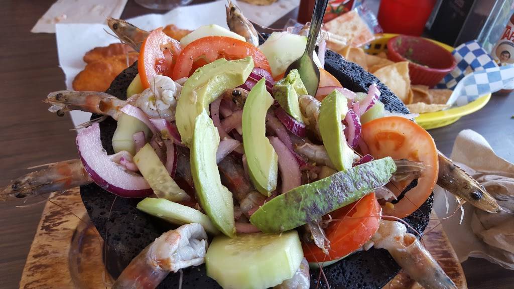 Las Islas Marias Restaurant | restaurant | 2713 Durfee Ave, El Monte, CA 91732, USA | 6265751286 OR +1 626-575-1286