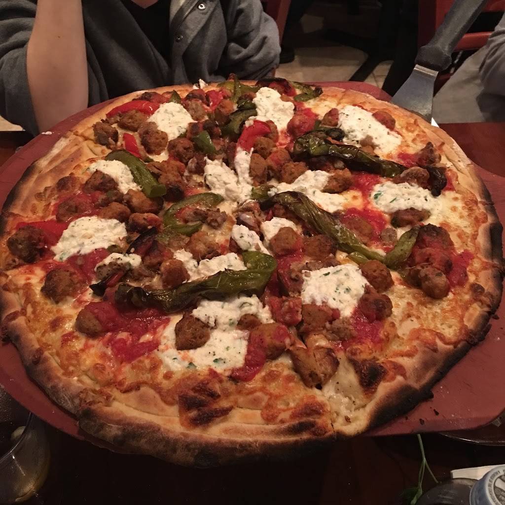 Anthonys Coal Fired Pizza | restaurant | 264 Main St, White Plains, NY 10601, USA | 9143589702 OR +1 914-358-9702