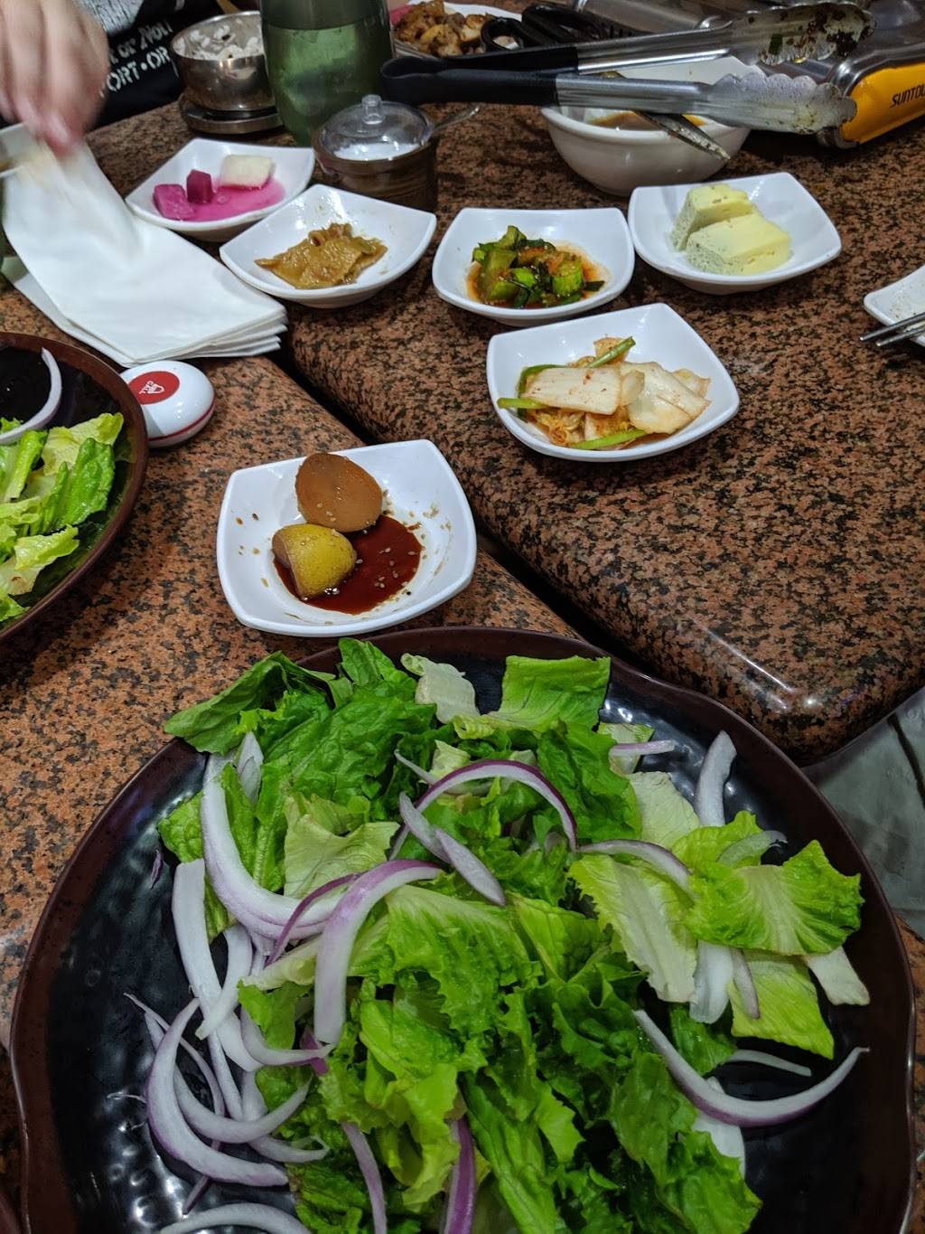 WuJu KBBQ | restaurant | 19400 36th Ave W #102, Lynnwood, WA 98036, USA | 4256722650 OR +1 425-672-2650