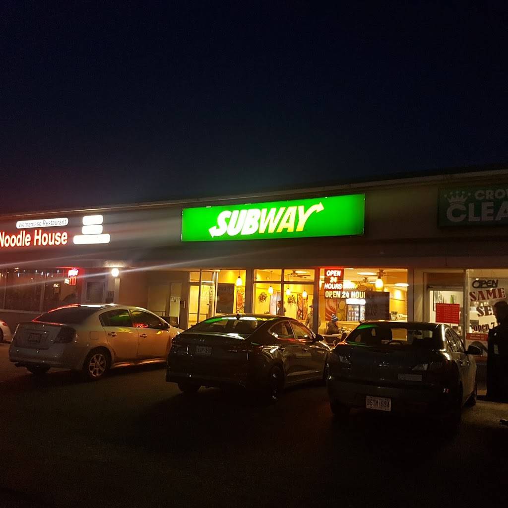 Subway | meal takeaway | Merivale Mall, 1642 Merivale Rd Unit 60, Nepean, ON K2G 4A1, Canada | 6132253349 OR +1 613-225-3349
