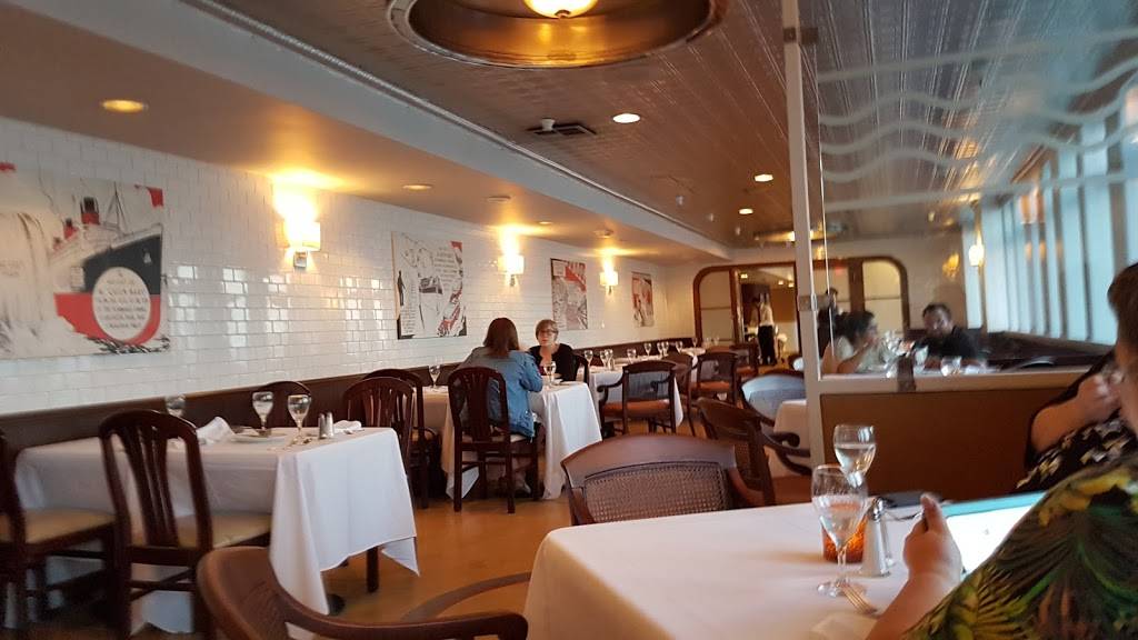 Chelsea Chowder House & Bar | restaurant | 1126 Queens Hwy, Long Beach, CA 90802, USA | 5624996695 OR +1 562-499-6695