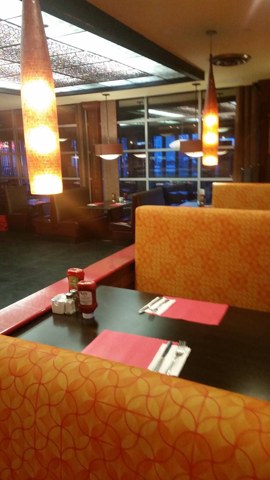 D lux Diner | restaurant | 14 Crystal Run Crossing, Wallkill, NY 12589, USA | 8456927577 OR +1 845-692-7577