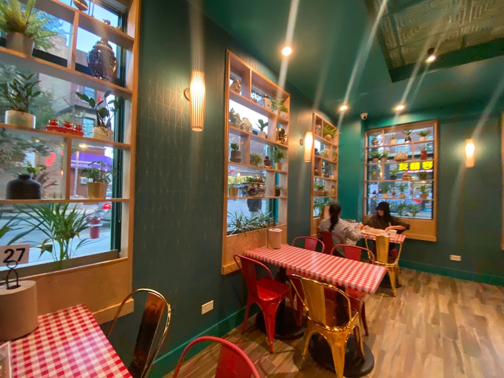 Lowcountry Chinatown | restaurant | 2359 S Wentworth Ave, Chicago, IL 60616, USA | 3129007770 OR +1 312-900-7770