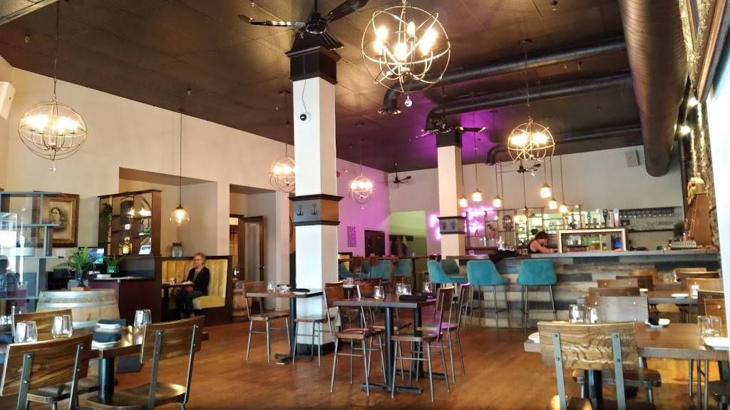 Capers | restaurant | 272 Front St, Belleville, ON K8N 2Z8, Canada | 6139687979 OR +1 613-968-7979