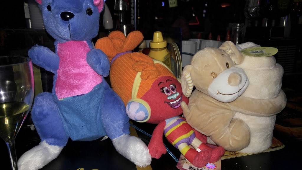 Tally Ho Bar and Grille | restaurant | 7402 N 56th St #902, Tampa, FL 33617, USA | 8139849223 OR +1 813-984-9223