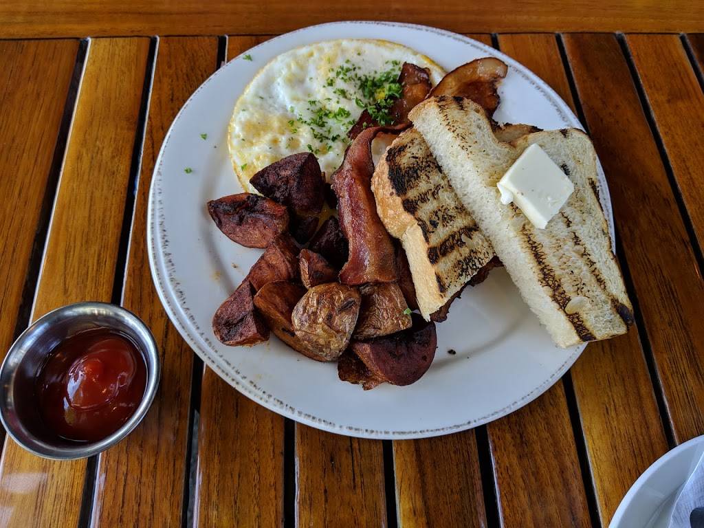 de Veres Irish Pub | restaurant | 217 E St, Davis, CA 9616, USA | 5302045533 OR +1 530-204-5533