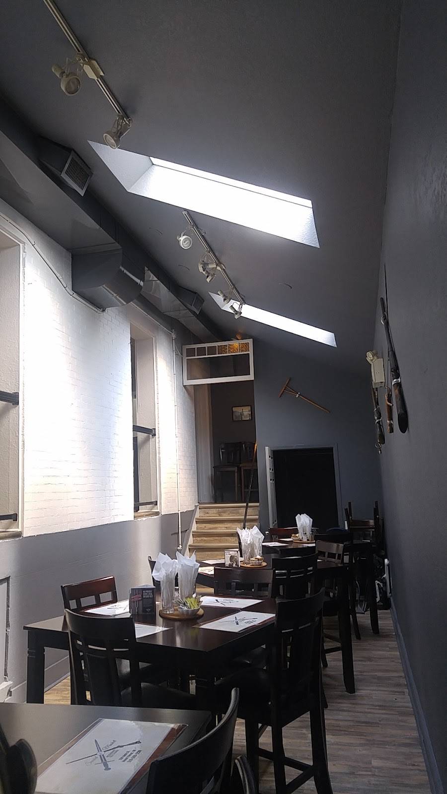 Sword & Musket Restaurant | restaurant | 236 Main St N, Mount Forest, ON N0G 2L2, Canada | 5195091228 OR +1 519-509-1228