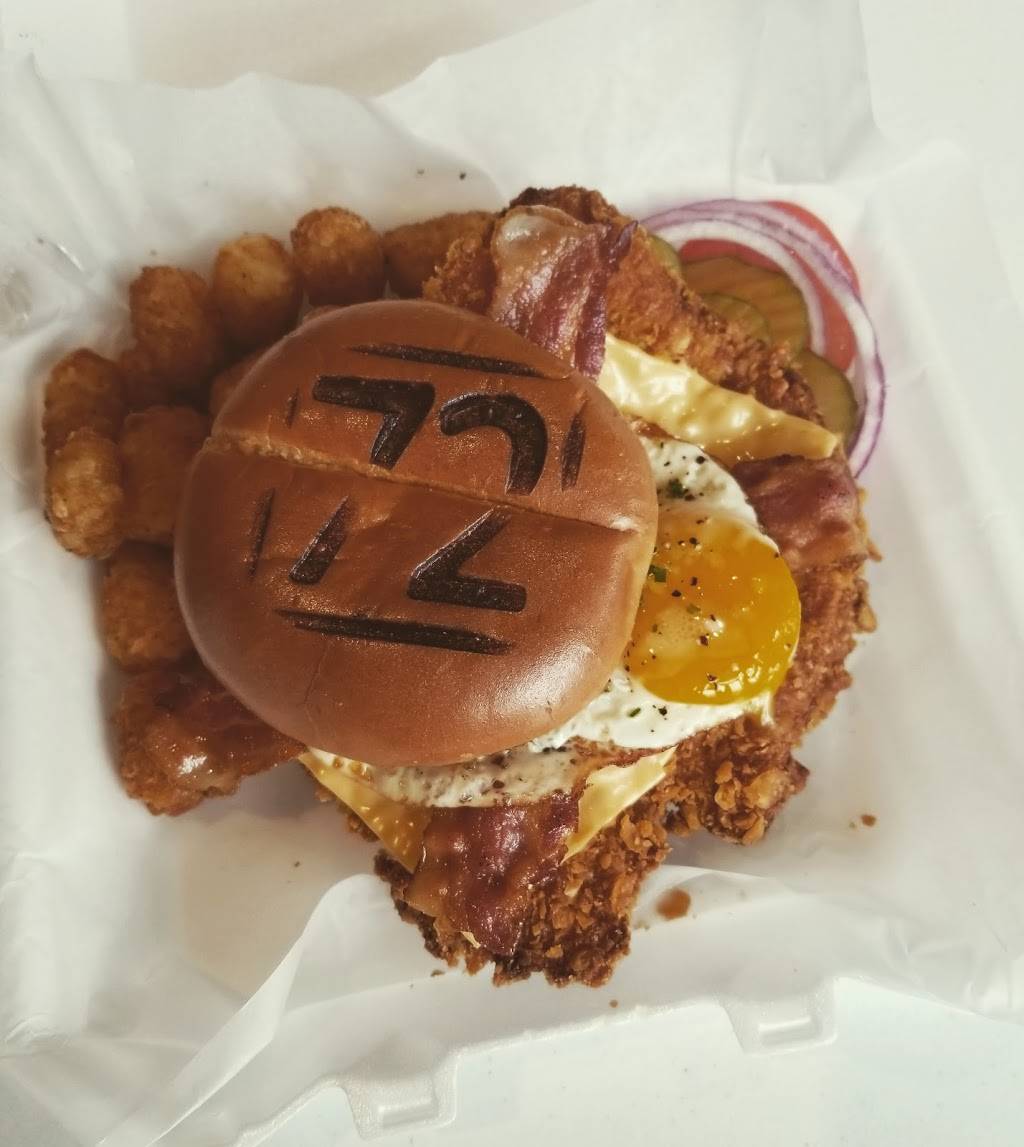 72 Table & Tap | restaurant | 5413 S 72nd St, Omaha, NE 68127, USA | 4025922605 OR +1 402-592-2605