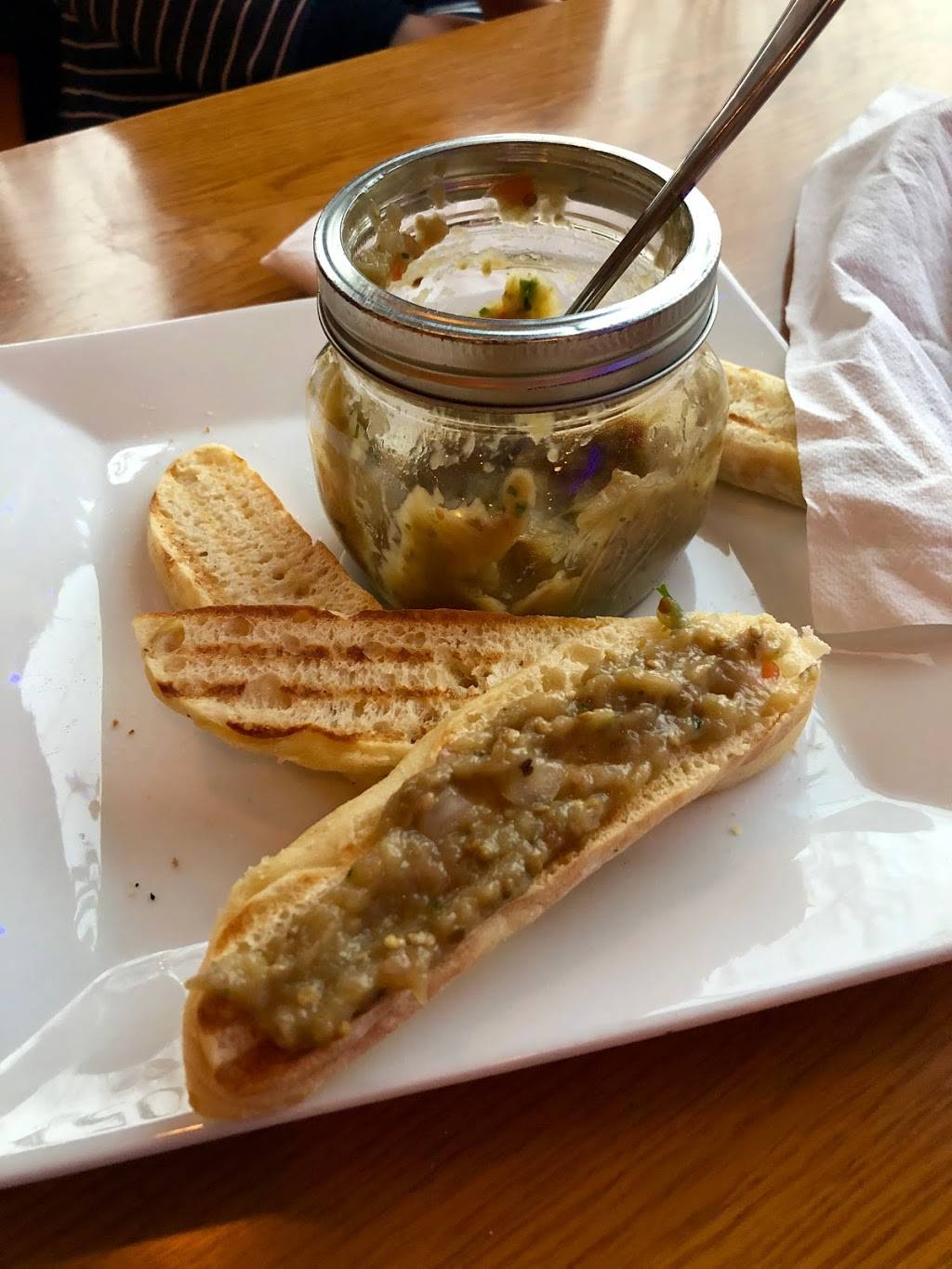 Cravelane | restaurant | 2908, 5051 Oakton St, Skokie, IL 60077, USA | 8479998555 OR +1 847-999-8555