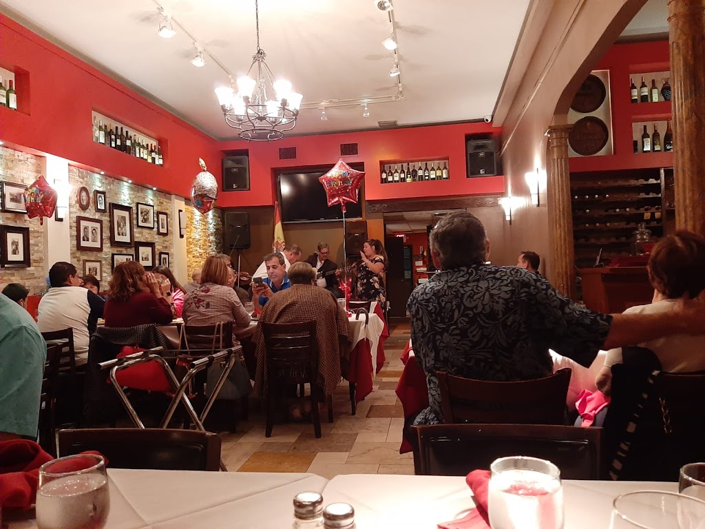 Meson Ria De Vigo | restaurant | 1363 Coral Way, Miami, FL 33145, USA | 3058547222 OR +1 305-854-7222