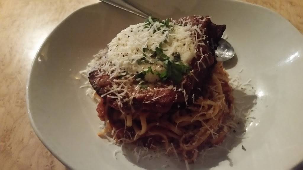 The Grizzly Grill | restaurant | 395 Princess St, Kingston, ON K7L 1B9, Canada | 6135447566 OR +1 613-544-7566