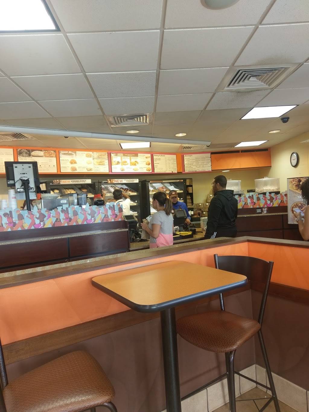 Dunkin | bakery | 1999 NW 2nd Ave, Boca Raton, FL 33432, USA | 5613938222 OR +1 561-393-8222