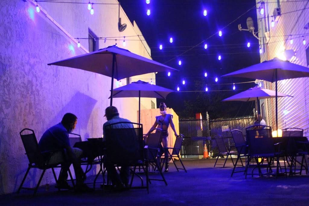 The Spot Bar & Lounge | restaurant | 133 N Main St, Brockton, MA 02301, USA | 6177923607 OR +1 617-792-3607