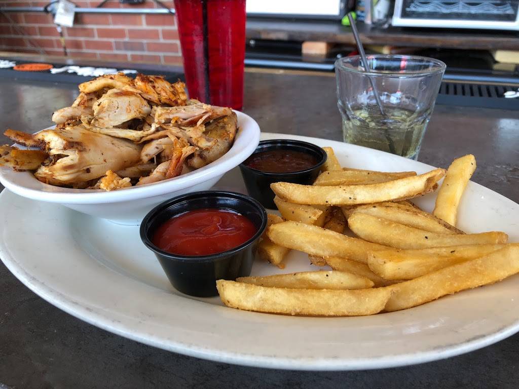 Saints Pizza Pub & SkyBar | restaurant | 131 Breckenridge Ln, St Matthews, KY 40207, USA | 5028918883 OR +1 502-891-8883