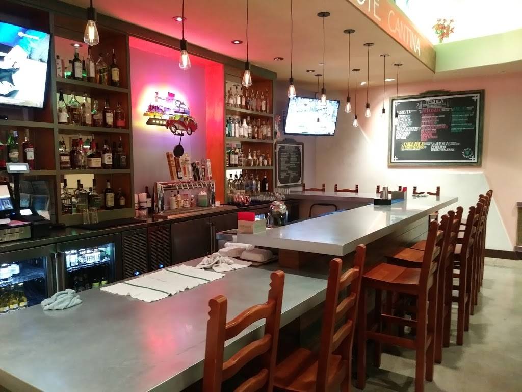 Dos Coyotes Border Cafe | restaurant | 5450 Sunrise Blvd SUITE F, Citrus Heights, CA 95610, USA | 9168447662 OR +1 916-844-7662