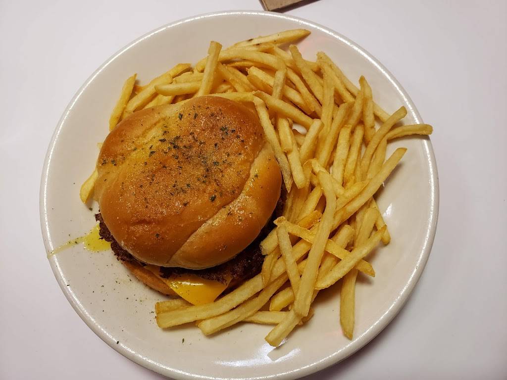 Steak n Shake | restaurant | 2840 E Millbrook Rd, Raleigh, NC 27604, USA | 9198726669 OR +1 919-872-6669