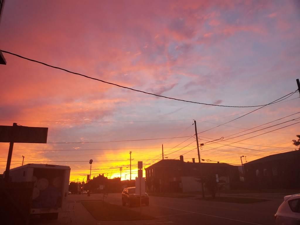 Pastime Grill & Pub | restaurant | 424 E Market St, New Albany, IN 47150, USA | 8129459055 OR +1 812-945-9055