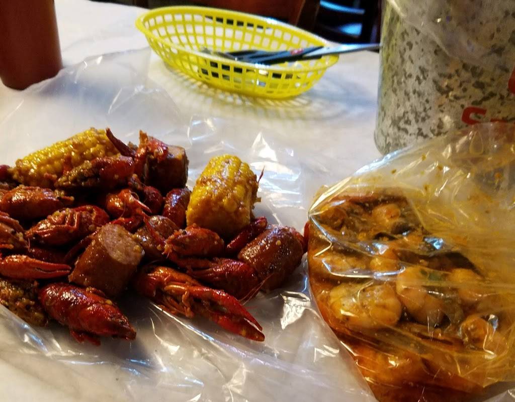 Angry Crab Shack & BBQ | restaurant | 1365 W Grant Rd, Tucson, AZ 85745, USA | 5208497800 OR +1 520-849-7800