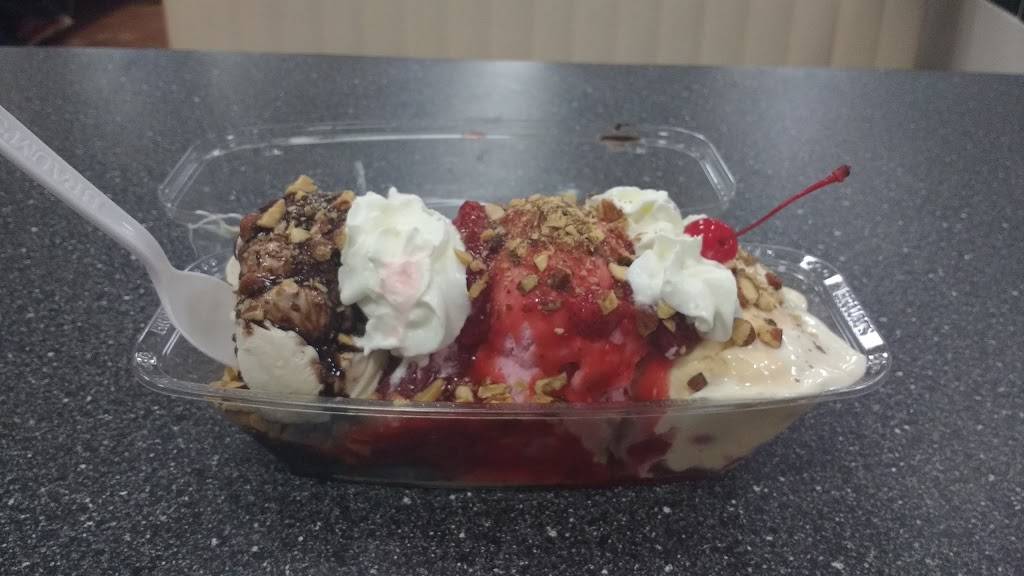 Braums Ice Cream & Burger Restaurant | restaurant | 5435 Broadway Blvd, Garland, TX 75043, USA | 9722713163 OR +1 972-271-3163