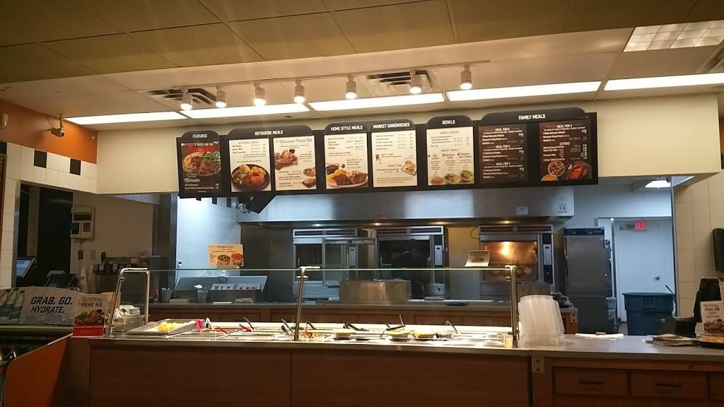 Boston Market | restaurant | 14 Danbury Rd, Wilton, CT 06897, USA | 2038342400 OR +1 203-834-2400