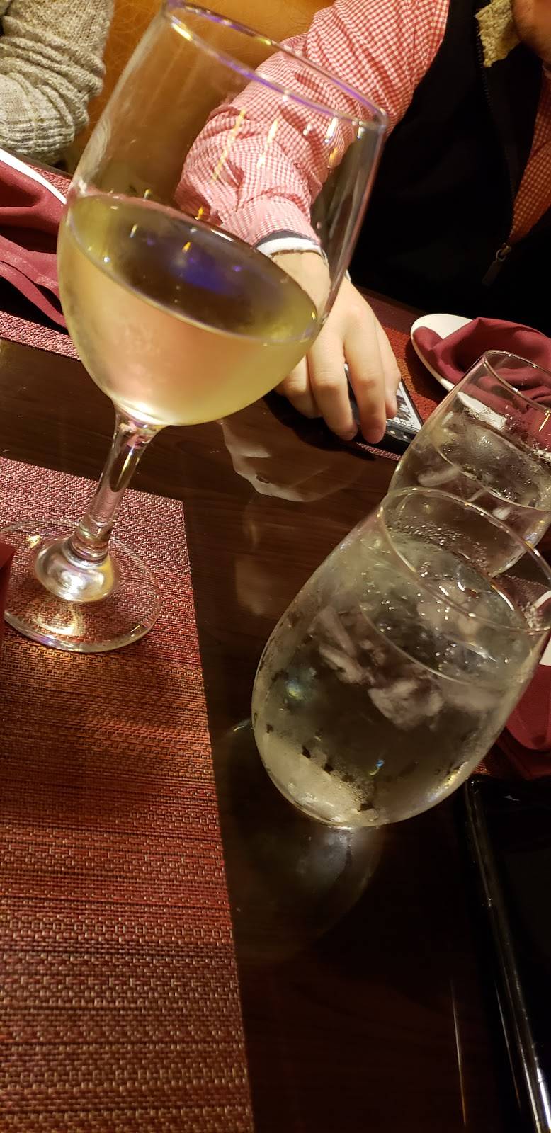 Ju Ju Thai Cuisine | restaurant | 235 W Main St, Turlock, CA 95380, USA | 2098158424 OR +1 209-815-8424