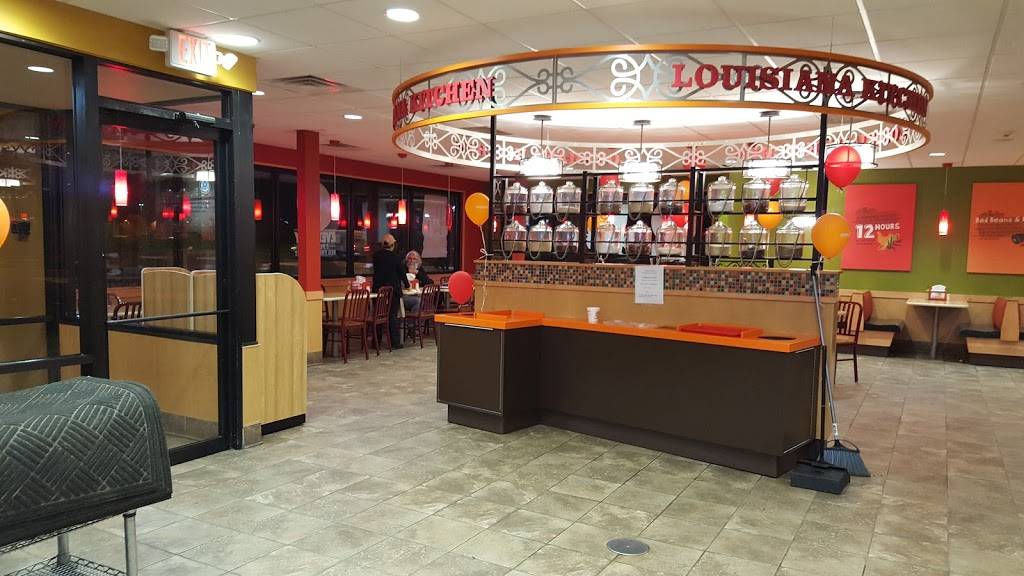 Popeyes Louisiana Kitchen | restaurant | 7 W Dundee Rd, Arlington Heights, IL 60004, USA | 8473987733 OR +1 847-398-7733
