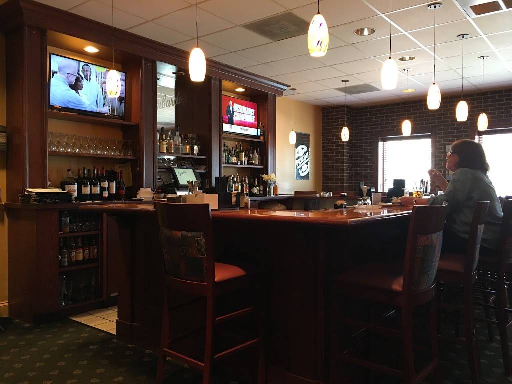 Lombardos Italian American Restaurant | restaurant | 216 Harrisburg Ave, Lancaster, PA 17603, USA | 7173943749 OR +1 717-394-3749