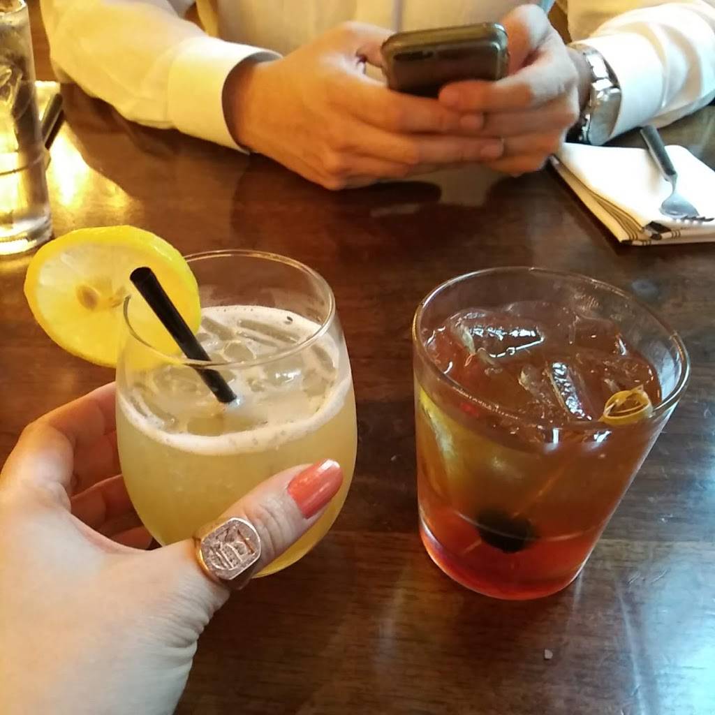 Cook Hall | restaurant | 2440 Victory Park Ln, Dallas, TX 75219, USA | 2143974111 OR +1 214-397-4111