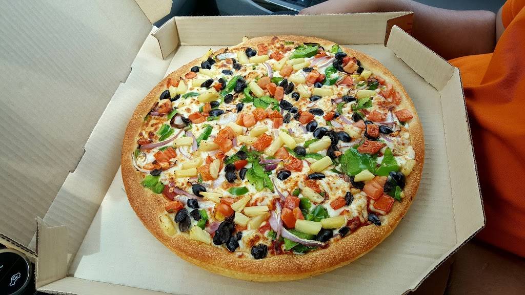 Pizza Hut | restaurant | 2377 SW College Rd, Ocala, FL 34471, USA | 3525471168 OR +1 352-547-1168