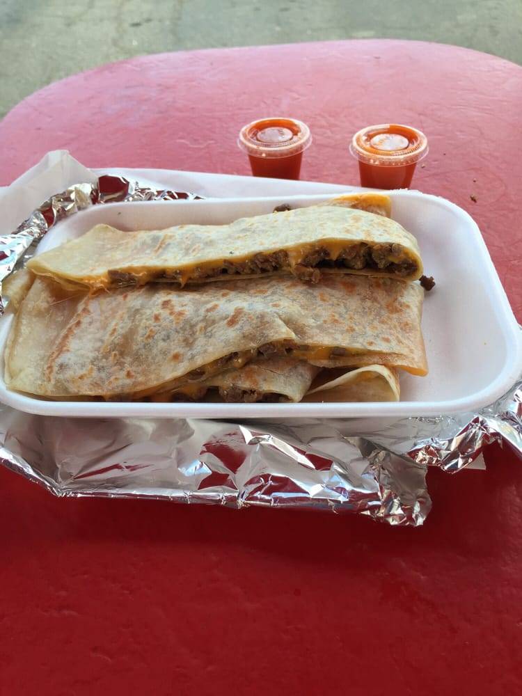 Victorias 24hr Mexican Drive Thru | restaurant | Merced, CA 95340, USA | 2092055153 OR +1 209-205-5153