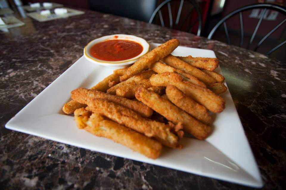 Corner Pizza | restaurant | 483 Farmington Ave, Bristol, CT 06010, USA | 8605820512 OR +1 860-582-0512