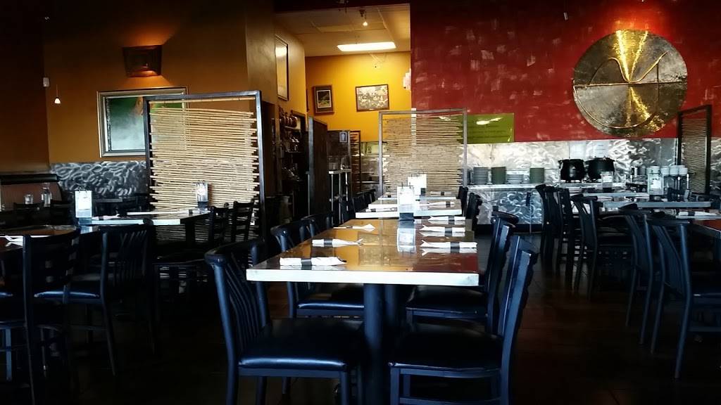 Yuphas Thai Kitchen | restaurant | Royal Palms Plaza, 1805 E Elliot Rd Suite 115, Tempe, AZ 85284, USA | 4808390576 OR +1 480-839-0576