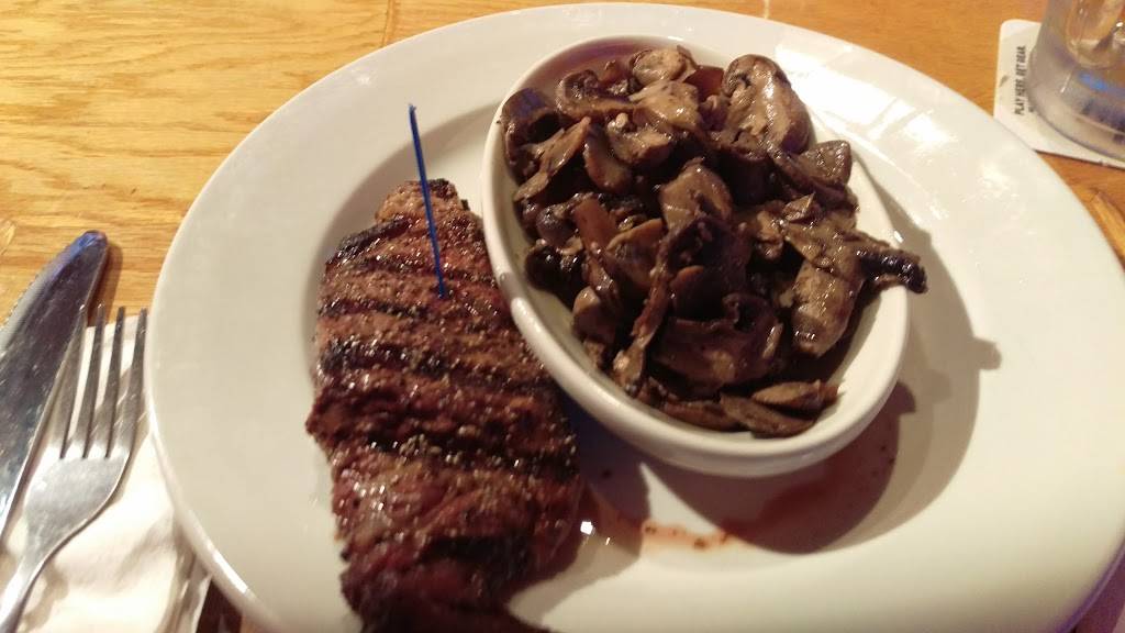 Logans Roadhouse | restaurant | 2336 W Roosevelt Blvd, Monroe, NC 28110, USA | 7042257240 OR +1 704-225-7240