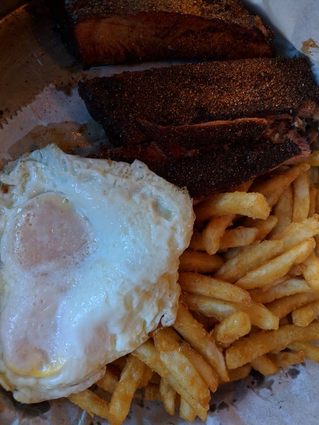 Blackstrap BBQ | restaurant | 47 Woodside Ave, Winthrop, MA 02152, USA | 6172071783 OR +1 617-207-1783