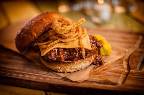 Apps & Taps | night club | 155 Pinnacle Ln, Mooresville, NC 28117, USA | 7046777648 OR +1 704-677-7648