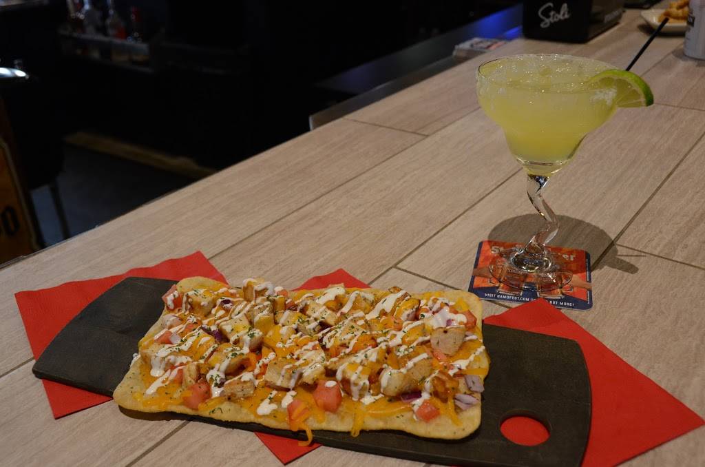 Palmyra Pub and Eatery | restaurant | 628 Palmyra Rd, Dixon, IL 61021, USA | 8152886300 OR +1 815-288-6300