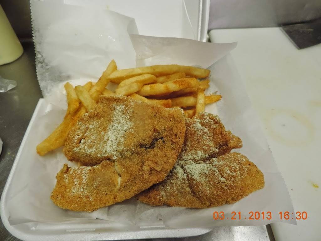 St. Louis Fish & Chicken Grill | restaurant | 8613 Olive Blvd, St. Louis, MO 63132, USA | 3146955820 OR +1 314-695-5820