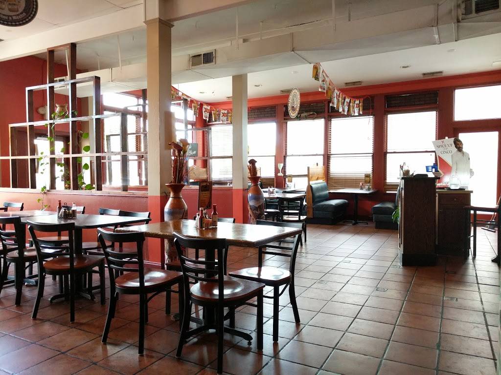 El Jaripeo | restaurant | 1202 W Main St, Charlottesville, VA 22903, USA | 4349729190 OR +1 434-972-9190