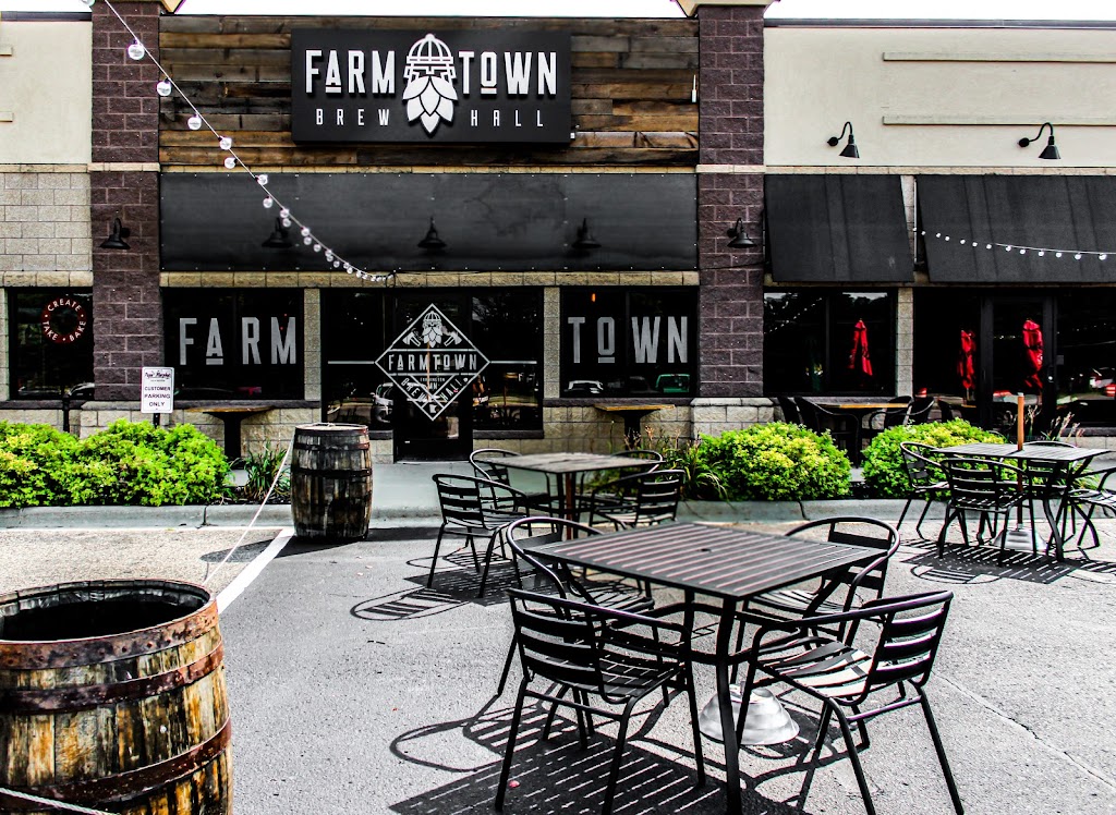 Farm Town Brew Hall | restaurant | 20700 Chippendale Ave, Farmington, MN 55024, USA | 6513447600 OR +1 651-344-7600
