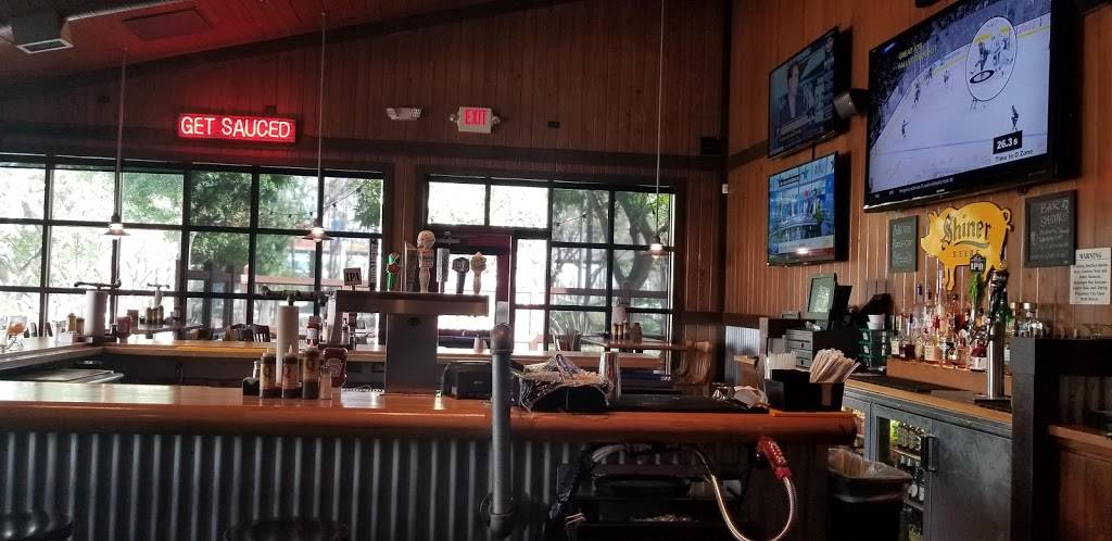 Q Smokehouse | restaurant | 300 S Pine Ave, Long Beach, CA 90802, USA | 5624369260 OR +1 562-436-9260