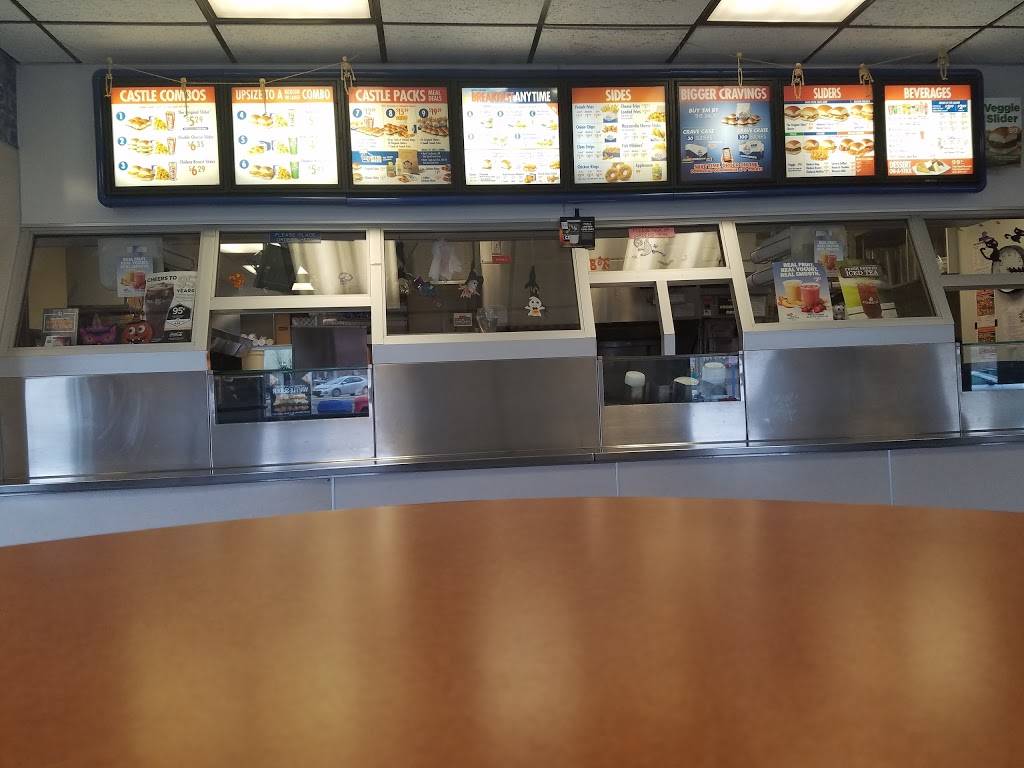 White Castle | restaurant | 20409 James Couzens Fwy, Detroit, MI 48235, USA | 3132724006 OR +1 313-272-4006