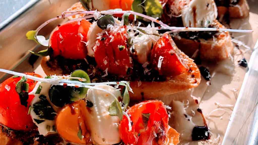 FG Amore | restaurant | 2131 Yew St, Forest Grove, OR 97116, USA | 5032683994 OR +1 503-268-3994