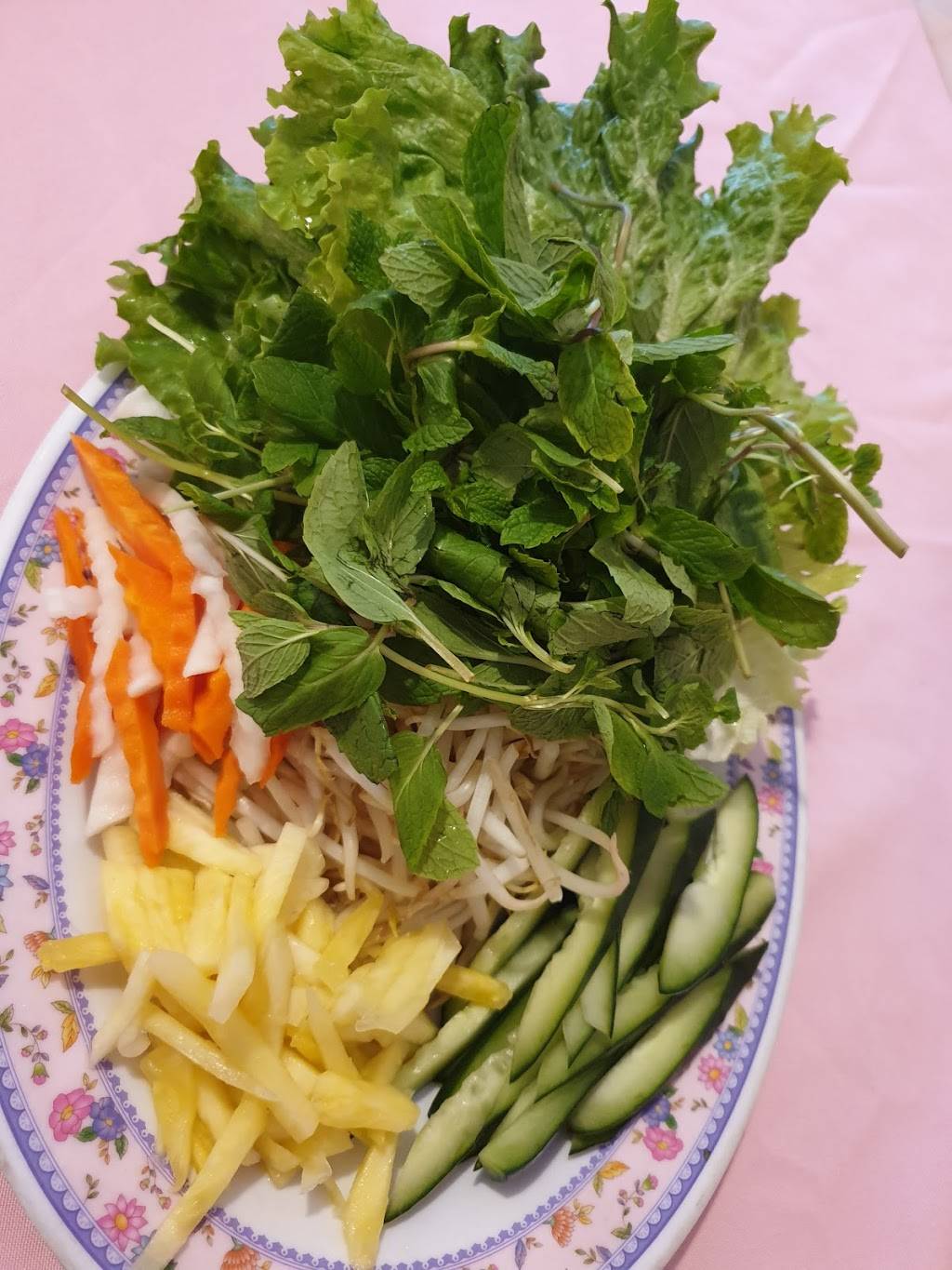 Anh Hong authentic Vietnamese restaurant | restaurant | 7612 Linda Vista Rd Ste 117, San Diego, CA 92111, USA | 8585697515 OR +1 858-569-7515