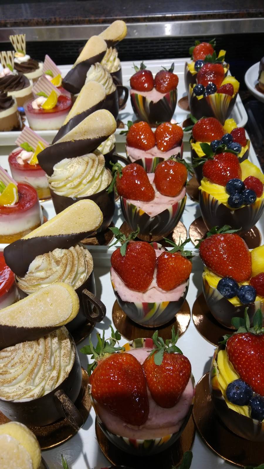 Minnesota Grille | restaurant | 1601 County Rd C West, Roseville, MN 55113, USA | 6516336949 OR +1 651-633-6949