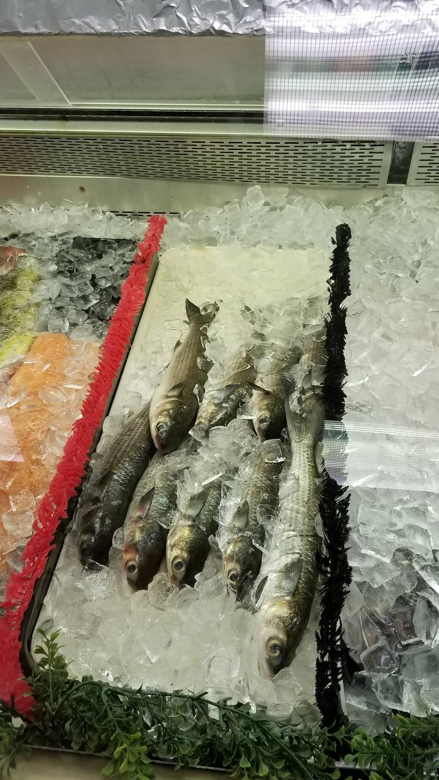 Roberts Quality Seafood | restaurant | 7722 Merrill Rd, Jacksonville, FL 32277, USA | 9047440200 OR +1 904-744-0200