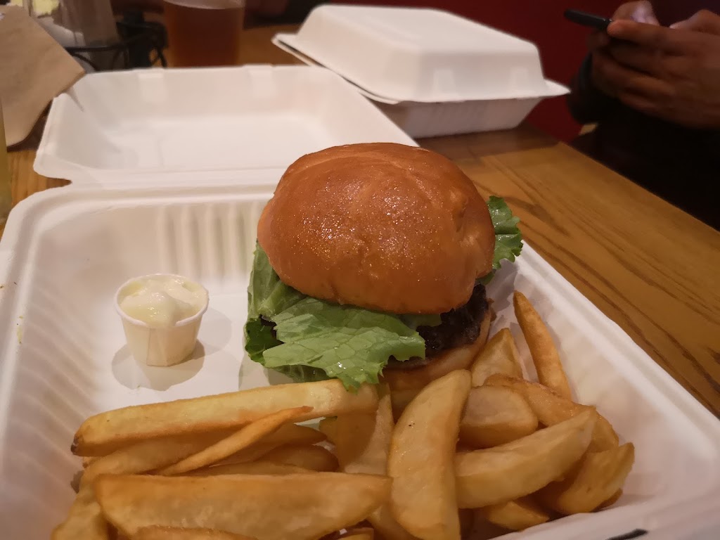 The Alibi | restaurant | 744 9th St, Arcata, CA 95521, USA | 7078223731 OR +1 707-822-3731