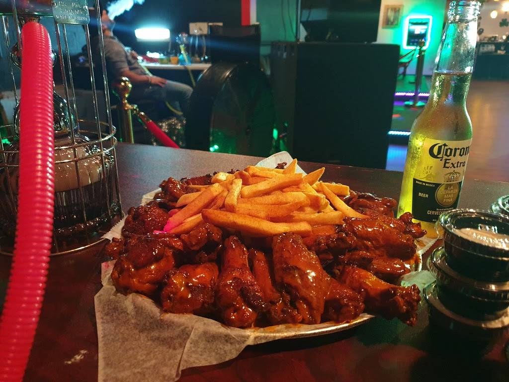 Phoenix Restaurant and Lounge | restaurant | 928 Diamond Springs Rd, Virginia Beach, VA 23455, USA | 7574970915 OR +1 757-497-0915