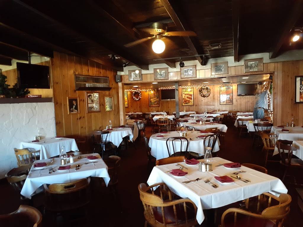 Bob Taylors Ranch House | restaurant | 6250 Rio Vista St, Las Vegas, NV 89130, USA | 7026451399 OR +1 702-645-1399